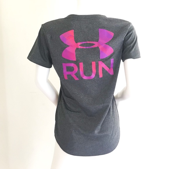Under Armour Tops - NWOT UNDER ARMOUR HEATGEAR RUN T-SHIRT